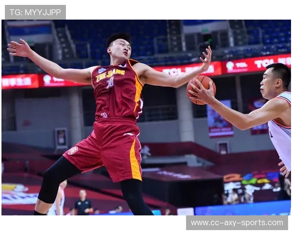 辽宁本钢全力冲击季后赛目标力拼对手展现强大实力