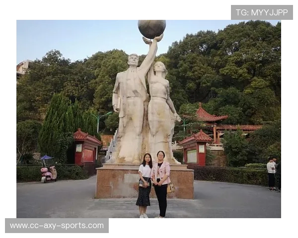 吴强专访：从青涩少年到篮球巨星的奋斗与成长之路