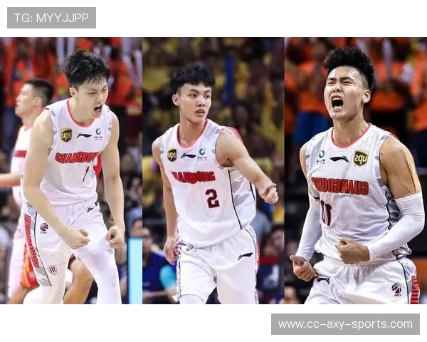 周鹏:从篮球场上的拼搏者到生活中的追梦人,探索他的成长与蜕变之路 周鹏:从篮球场上的拼搏者到生活中的追梦人,探索他的成长与蜕变之路